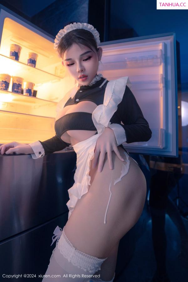   [XiuRen]高清写真图 2024.08.05 No.8966 小童颜 丝袜美臀第13张图片